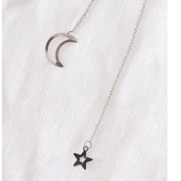 Moon and Star necklace - Picture 1 of 2
